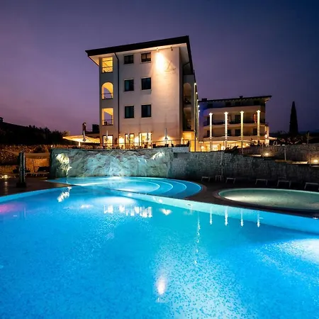 Luisa & Luxury Aparthotel 4*