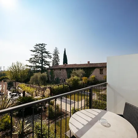 Aparthotel Luisa & Luxury San Felice del Benaco