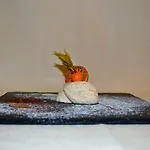 Luisa & Luxury アパートホテル