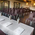 Luisa & Luxury 4*