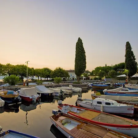 Aparthotel Luisa & Luxury San Felice del Benaco