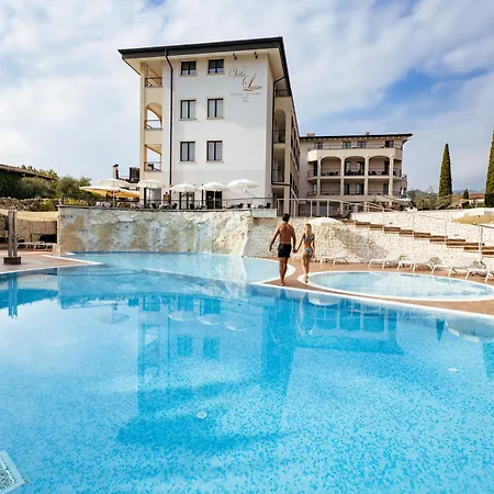 Aparthotel Luisa & Luxury