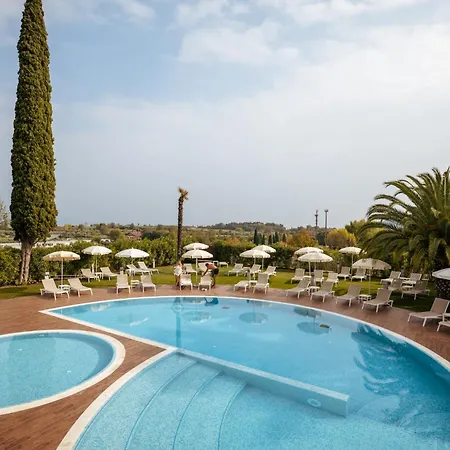 Luisa & Luxury Aparthotel 4*
