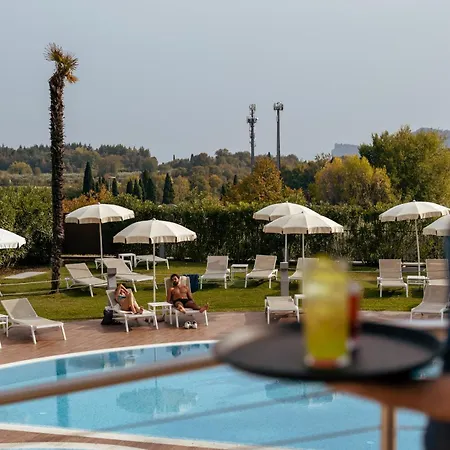 Luisa & Luxury Aparthotel San Felice del Benaco