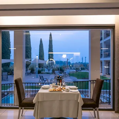 Aparthotel Luisa & Luxury San Felice del Benaco
