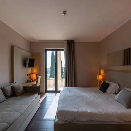 Luisa & Luxury Aparthotel