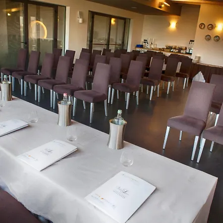 Luisa & Luxury 4*